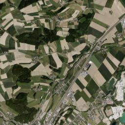 Pühret High Resolution Satellite Map