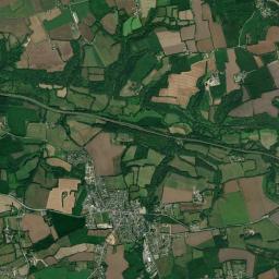 Saint-Yvi High Resolution Satellite Map