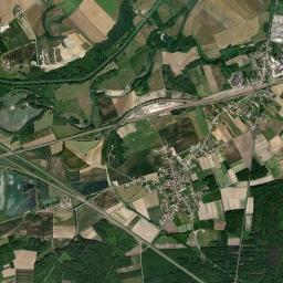 Vergigny High Resolution Satellite Map