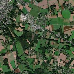Josselin High Resolution Satellite Map