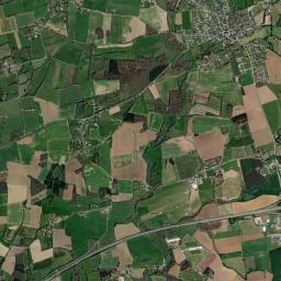 Campénéac High Resolution Satellite Map