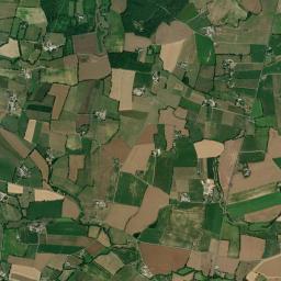 Quelaines-Saint-Gault High Resolution Satellite Map