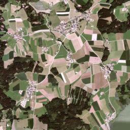 Höslwang High Resolution Satellite Map