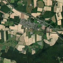 Le Theil-de-Bretagne High Resolution Satellite Map