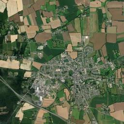 Retiers High Resolution Satellite Map