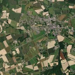 Maure-de-Bretagne High Resolution Satellite Map