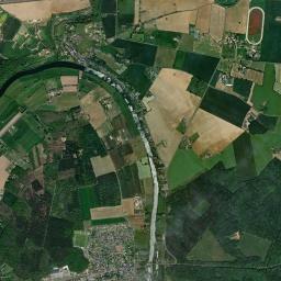 Parcé-sur-Sarthe High Resolution Satellite Map