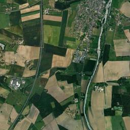 Noyen-sur-Sarthe High Resolution Satellite Map