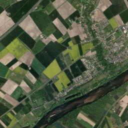 Saint-Ay High Resolution Satellite Map
