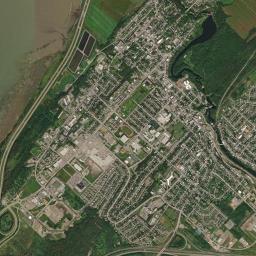 Rivière-du-Loup High Resolution Satellite Map