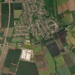 Maklár High Resolution Satellite Map