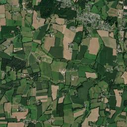 Plaudren High Resolution Satellite Map