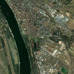 Vác High Resolution Satellite Map