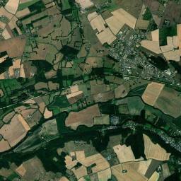 La Chartre-sur-le-Loir High Resolution Satellite Map
