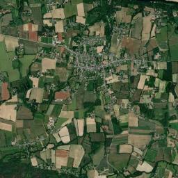 Peillac High Resolution Satellite Map