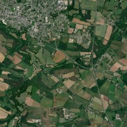 Questembert High Resolution Satellite Map