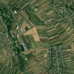 Văratec High Resolution Satellite Map