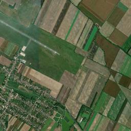 Pér High Resolution Satellite Map