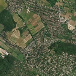 Üröm High Resolution Satellite Map