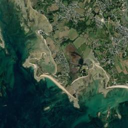 Locmariaquer High Resolution Satellite Map
