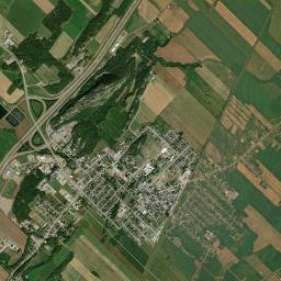 Saint-Pascal High Resolution Satellite Map