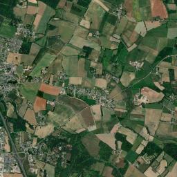 Nivillac High Resolution Satellite Map