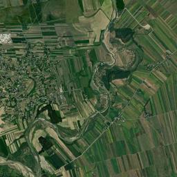 Roșcani High Resolution Satellite Map