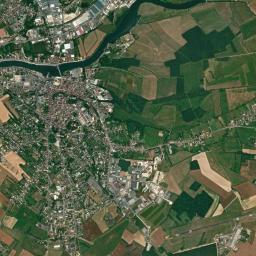 Arc-lès-Gray High Resolution Satellite Map