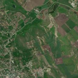 Hârlău High Resolution Satellite Map