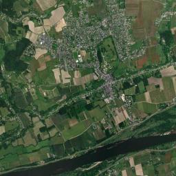 Luynes High Resolution Satellite Map