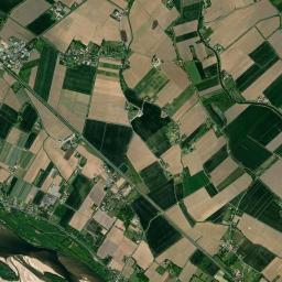 Les Rosiers-sur-Loire High Resolution Satellite Map