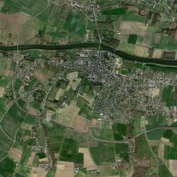 Bléré High Resolution Satellite Map