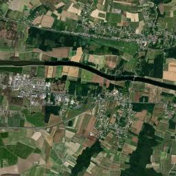 Civray-de-Touraine High Resolution Satellite Map