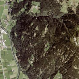 Uderns High Resolution Satellite Map