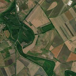 Újszász High Resolution Satellite Map