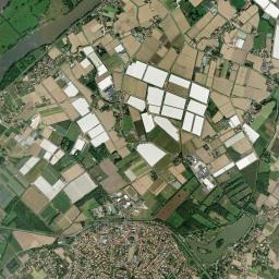 Saint-Julien-de-Concelles High Resolution Satellite Map