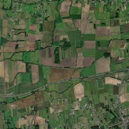 La Chapelle-sur-Loire High Resolution Satellite Map