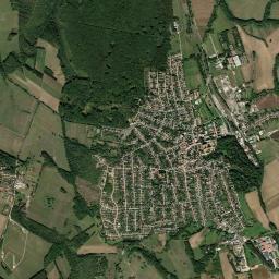 Zirc High Resolution Satellite Map