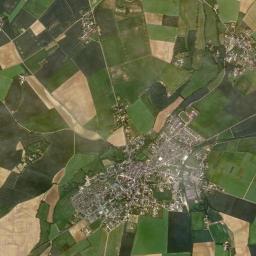 Les Aix-d’Angillon High Resolution Satellite Map