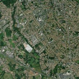 Rezé High Resolution Satellite Map