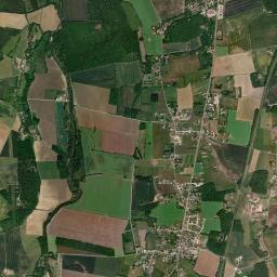 Méreau High Resolution Satellite Map