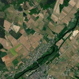Montreuil-Bellay High Resolution Satellite Map