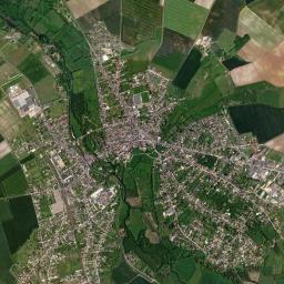 Mehun-sur-Yèvre High Resolution Satellite Map