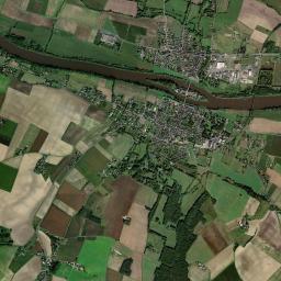 L'Île-Bouchard High Resolution Satellite Map