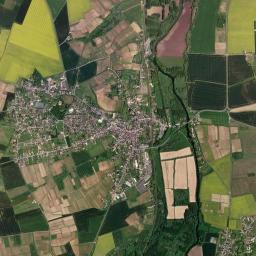 Reuilly High Resolution Satellite Map