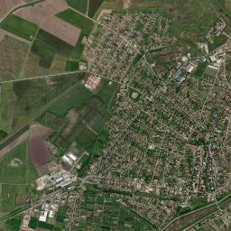 Szeghalom High Resolution Satellite Map