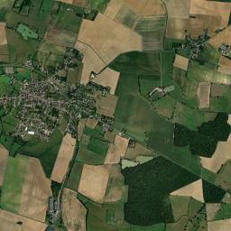 Nérondes High Resolution Satellite Map