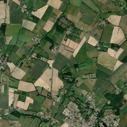 Saint-Étienne-du-Bois High Resolution Satellite Map