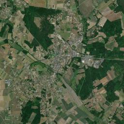 Lencloître High Resolution Satellite Map