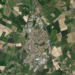 Belleville-sur-Vie High Resolution Satellite Map